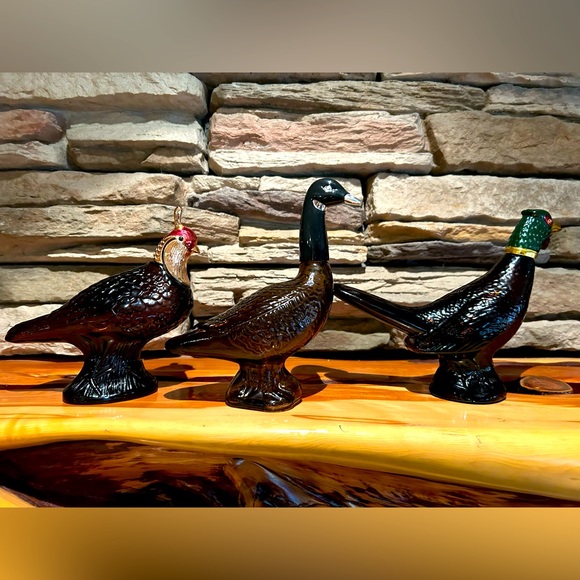 Avon Wild Country After Shave Decanter - Picture 3 of 5